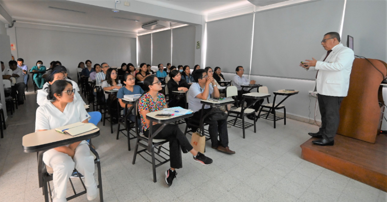 Personal asistencial, administrativo y técnico del INSN fue capacitado