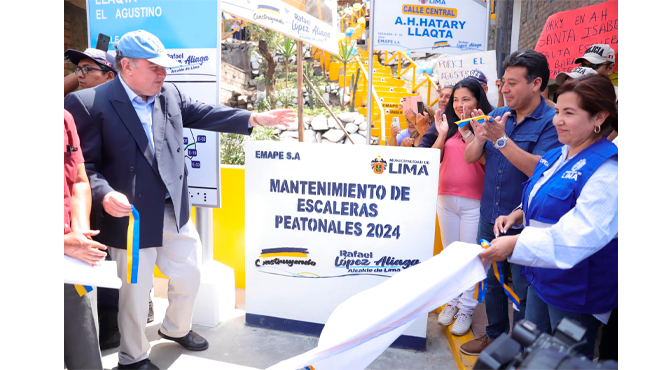 Lo más innovador: ¡estas escaleras son las primeras en Lima en contar con tachas solares en los contrapasos! Esto permitirá iluminar el camino durante la noche, mejorando la seguridad y la convivencia en nuestra comunidad.
En la inauguración estuvieron presentes el alcalde de Lima, Rafael López Aliaga , y el alcalde de El Agustino, Richard Soria, quien agradeció al alcalde de Lima por esta obra que beneficia a miles de agustinianos. Además, el alcalde Richard Soria destacó el proyecto de salida vehicular entre El Agustino y San Juan de Lurigancho, que descongestionará Puente Nuevo, una obra que el alcalde de Lima ha confirmado que llevará a cabo en beneficio de millones de personas.