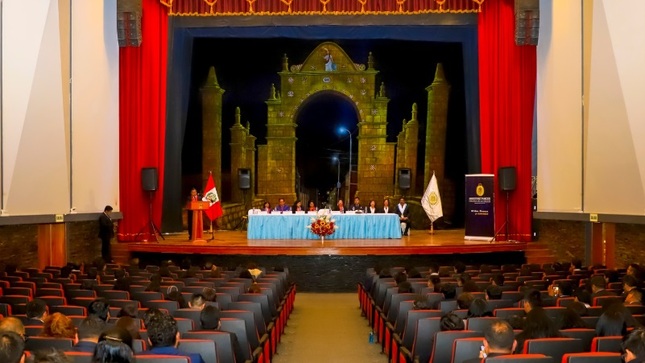 Municipalidad Provincial de Puno participa en la ceremonia de inicio del año fiscal del Ministerio Público