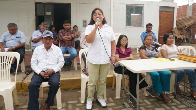 Regidora Teresa Calva 