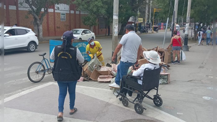 Sanción por ensuciar la vía pública