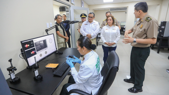 Presidenta Boluarte: Policía Nacional del Perú contará con tecnología para identificar armas usadas en delitos