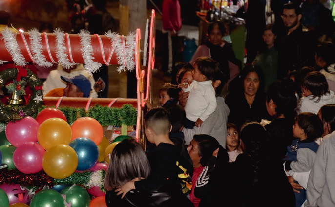 ¡Éxito total en el Tradicional Pasacalle Navideño!