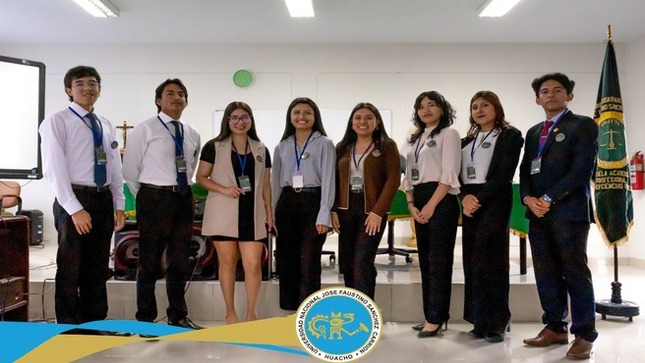 Estudiantes de la Facultad de Derecho y Ciencias Políticas llevaron a cabo con éxito su Primer Torneo de Debate “Las Palabras Convencen pero los Argumentos ganan Debates”.