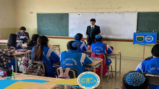 Estudiantes de Facultad de Derecho y Ciencias Políticas realizaron una charla informativa sobre conductas infractoras de la Ley Penal.