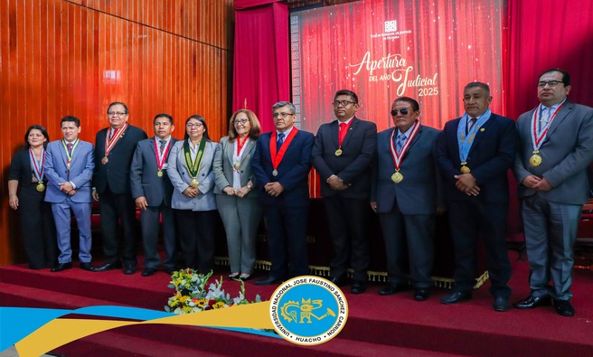 El rector de la UNJFSC, Dr. César Díaz Valladares participó de la ceremonia de inicio del año judicial 2025.