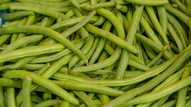 Hoy ofertas en frijol, vainita, camote, mango, piña, uva en los mercados mayoristas 