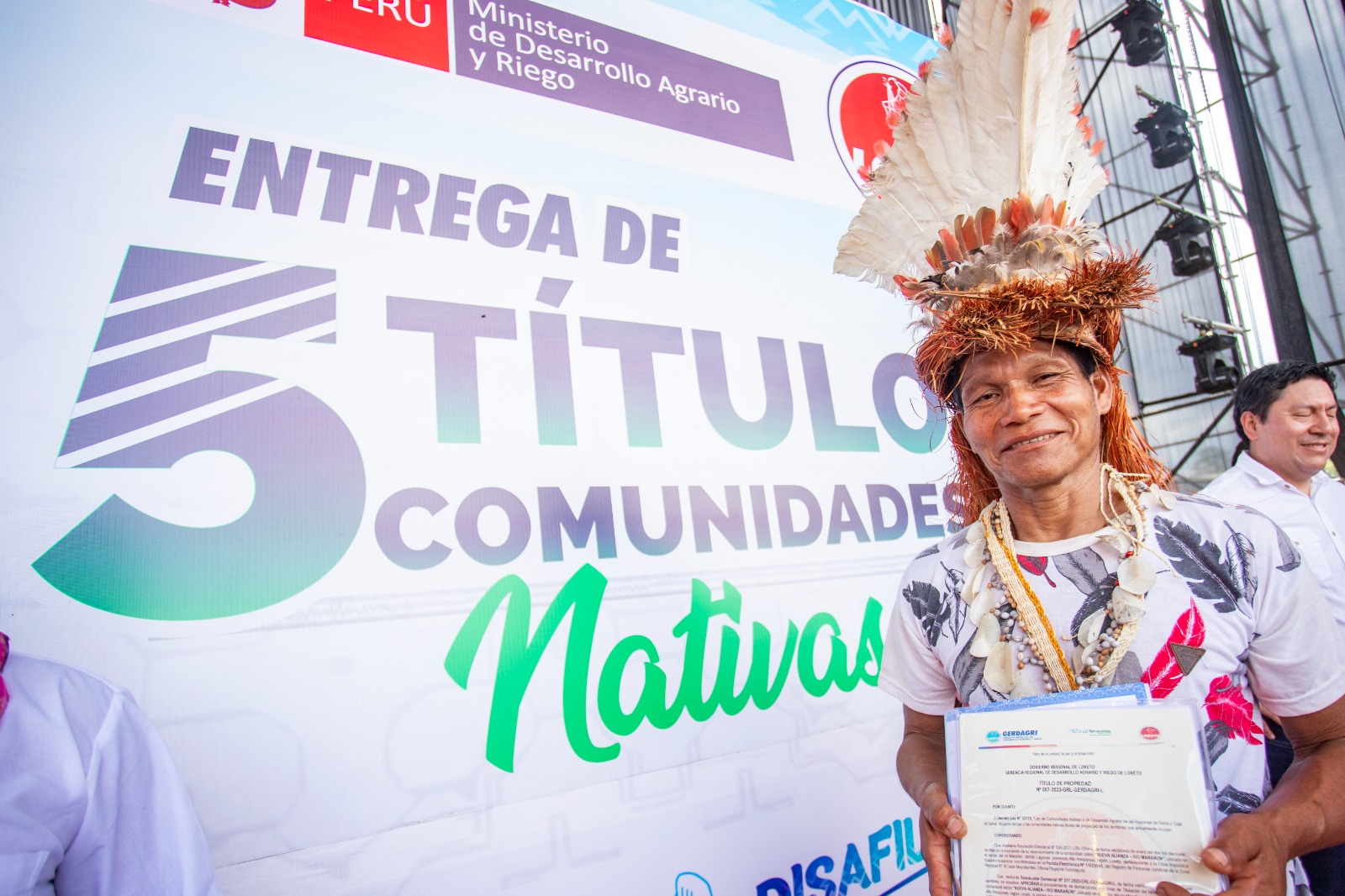 Gobierno beneficio a más de 240 mil productores con títulos de propiedad rural
