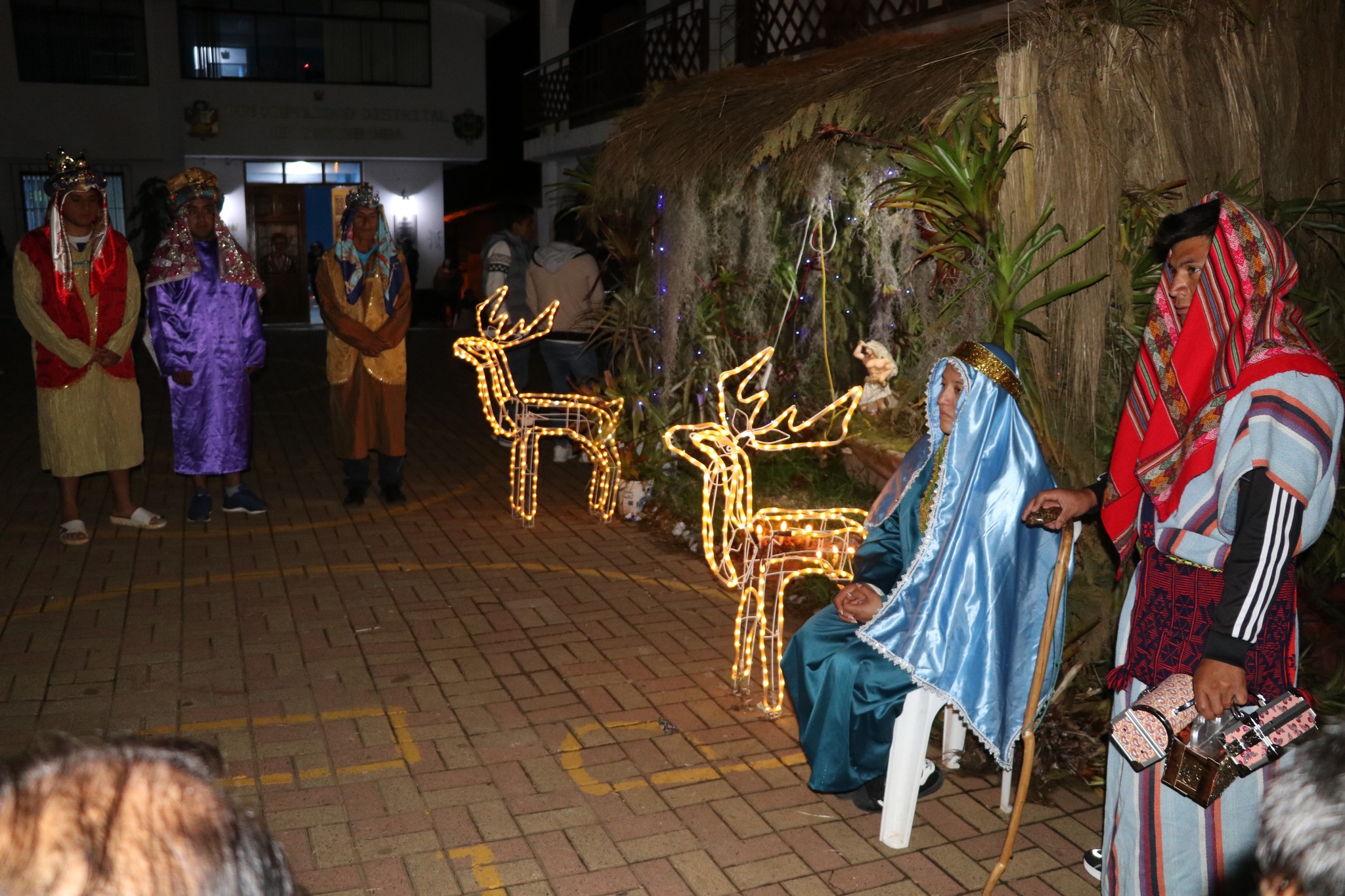 Tradicional Levantada del Niño Jesús y Bajada de Reyes