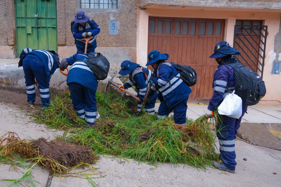 Municipalidad de Puno realiza intervenciones de limpieza en distintos puntos críticos de la ciudad