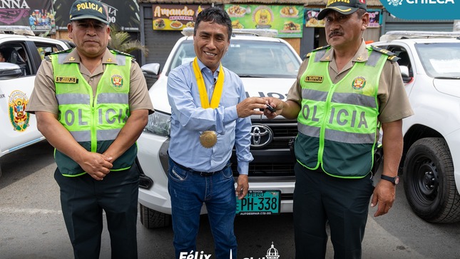 Entrega de patrullero