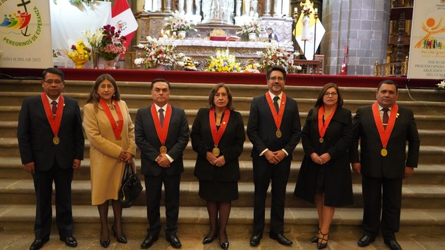 Presidenta de la Corte Superior de Justicia de Cusco Participó en la Sesión Solemne por el inicio del Año Fiscal 2025
