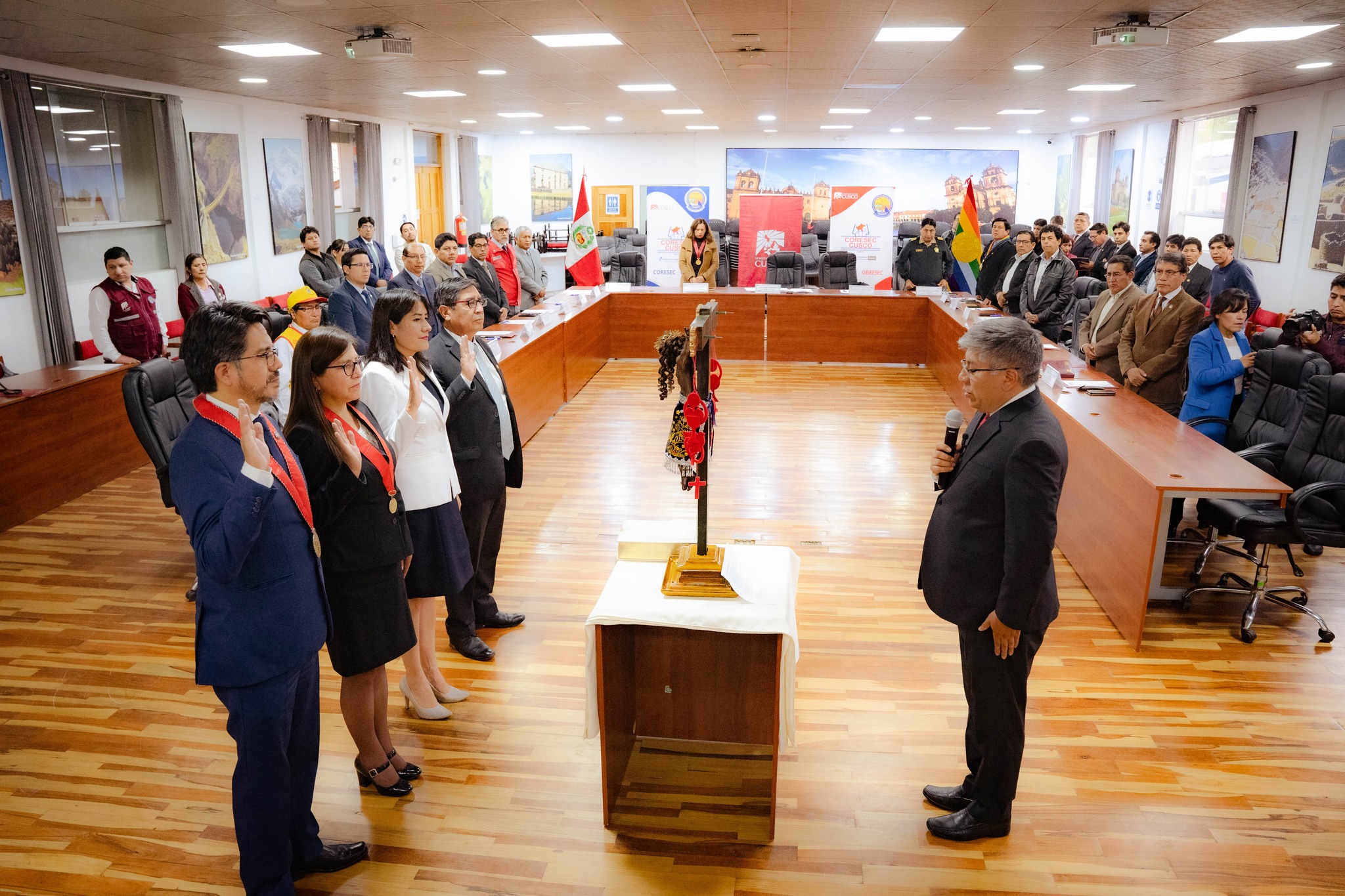 Presidenta de la Corte Superior de Justicia De Cusco juramentó como integrante del Coresec