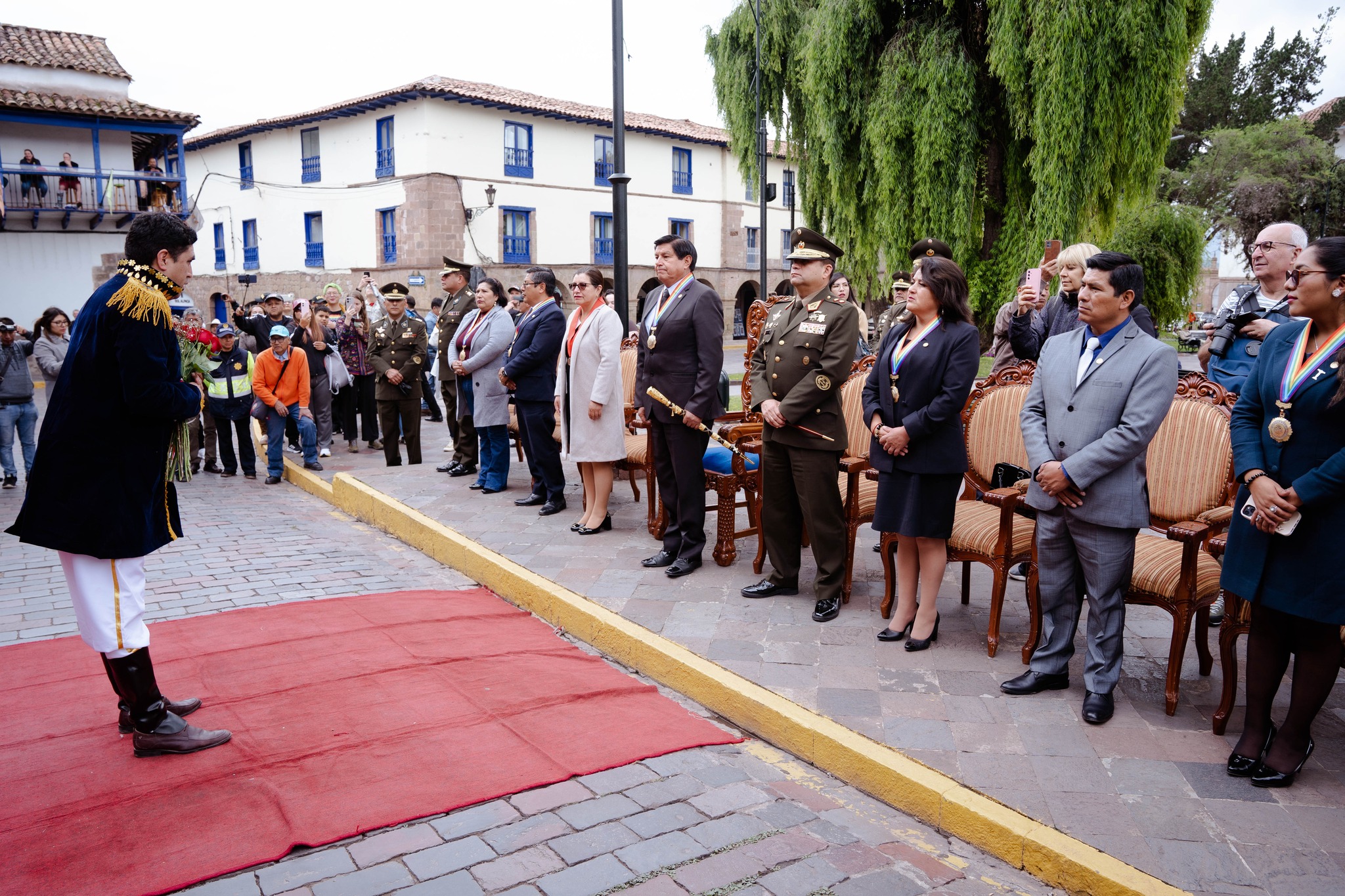 Presidenta de la Corte Superior de Justicia de Cusco participó de la ceremonia por el Bicentenario de la Declaración de la Independencia en el Cusco