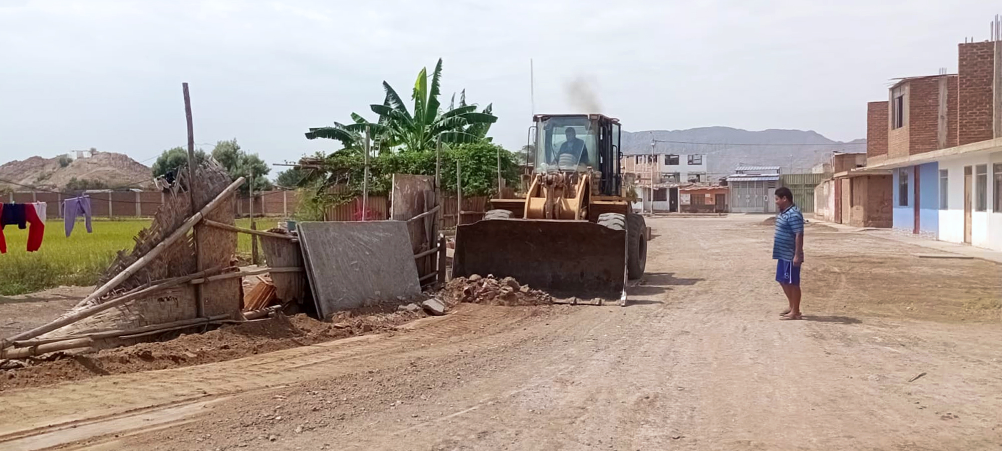 “Continúa la limpieza en Guadalupe Retiro de desmonte y basura en Sixto Balarezo”