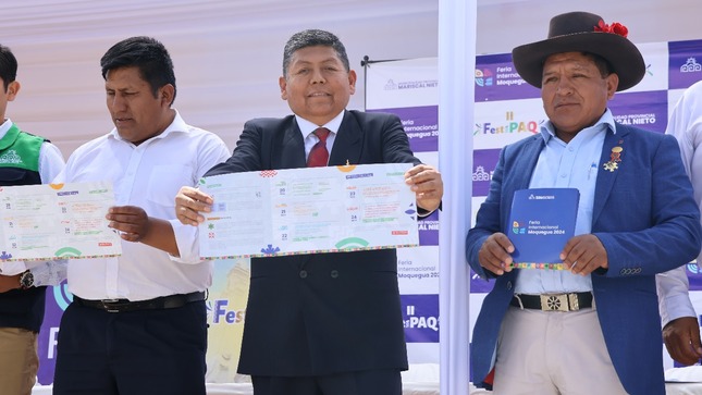 El alcalde provincial de Mariscal Nieto, John Larry Coayla, junto a la Mancomunidad de Puquinas, Aymaras y Quechuas, anunciaron oficialmente la realización de la Primera Feria Internacional de Moquegua 2024 y el II FestiPAQ, programados del 20 al 25 de noviembre en el ex Terminal Chen Chen.