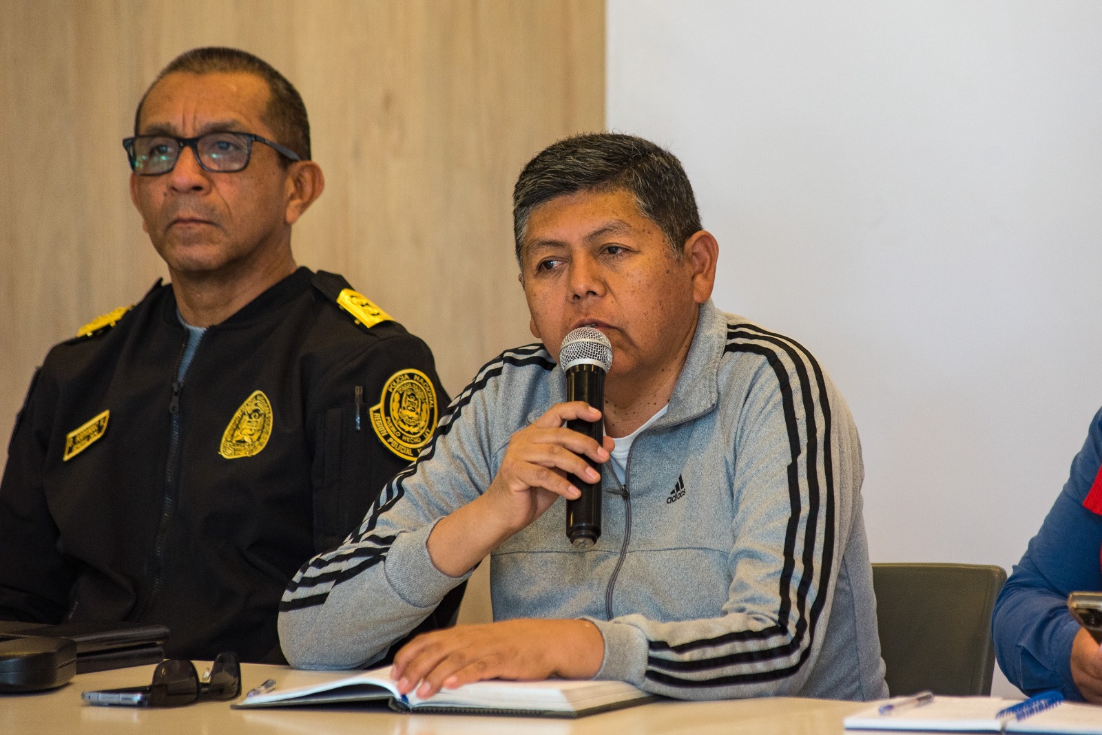 El alcalde provincial de Mariscal Nieto, John Larry Coayla, anunció la implementación de acciones inmediatas para garantizar el suministro de agua potable a la población de Samegua, Chen Chen y Los Ángeles.
