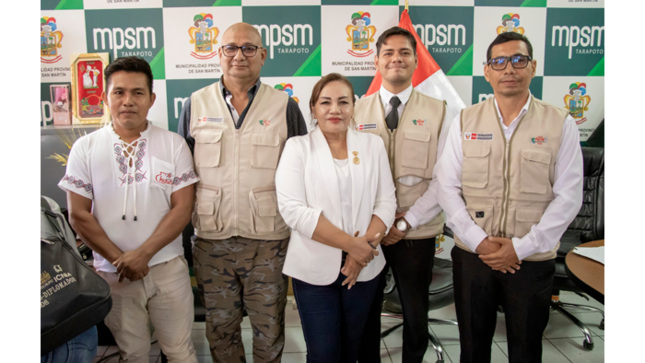 Alcaldesa lideró con pobladores de Huimbayoc. 