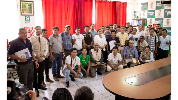 Alcaldesa lideró con pobladores de Huimbayoc.