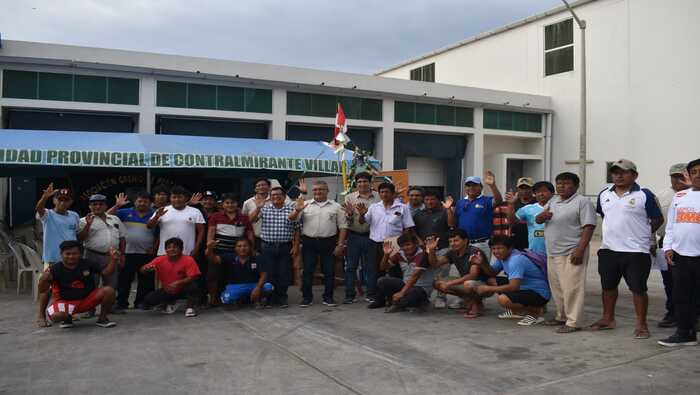 Tumbes: Minam y Sernanp entregan 5 toneladas de víveres a pescadores afectados, tras la asistencia previa en Piura