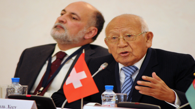 Presidente del TC destaca constitucionalización del derecho de familia en el Perú