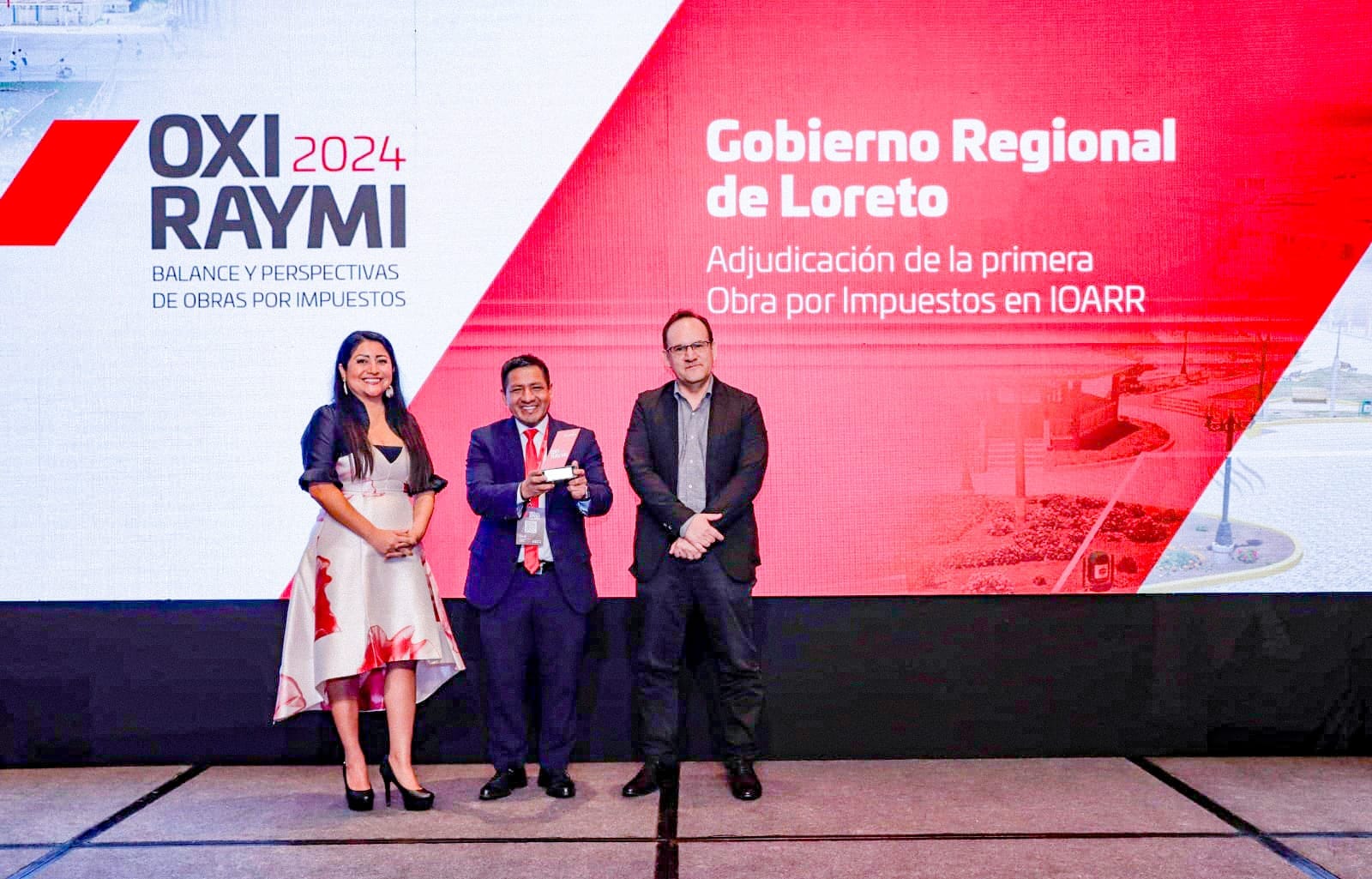 Loreto recibe reconocimiento por haber adjudicado la primera IOARR en obras por impuestos a nivel nacional.