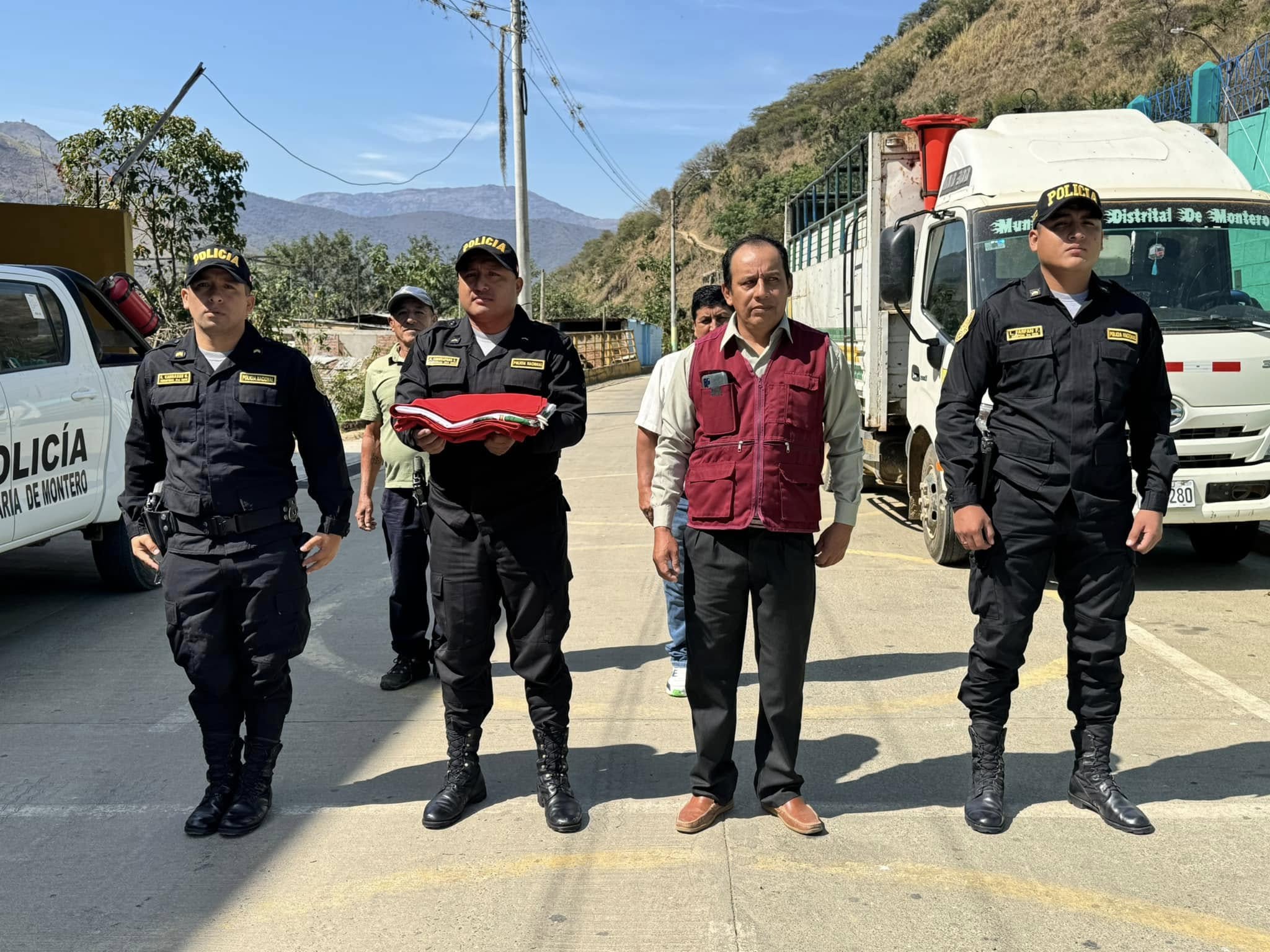 Izamiento Dominical del Pabellón Nacional del Perú 