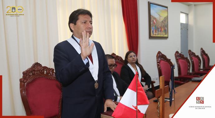 Presidenta de la Corte de Lima Sur toma juramento de honor a nuevos jueces penales