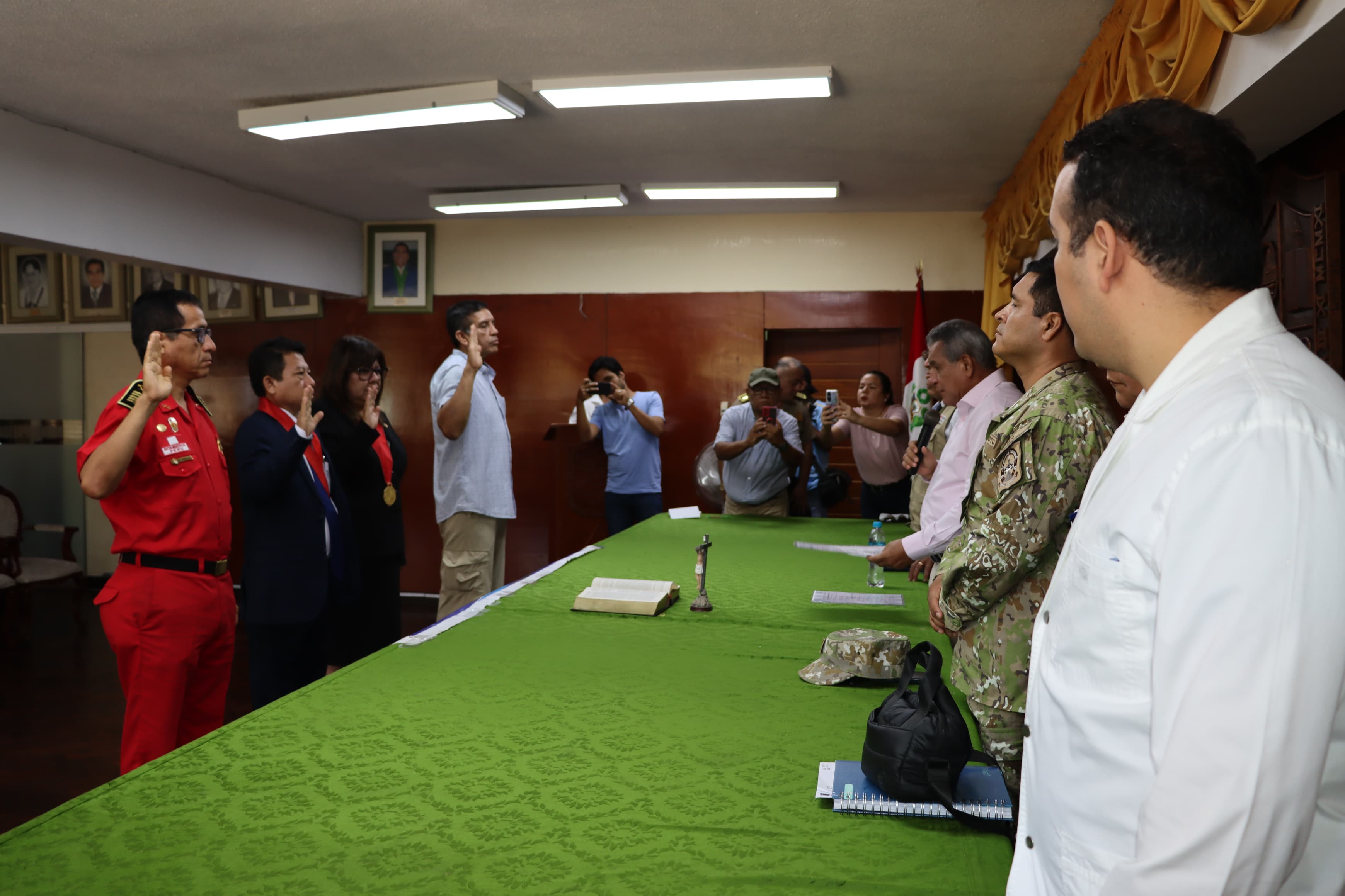 Alcalde de Sullana juramenta a nueva Junta Directiva del SITRAMUN