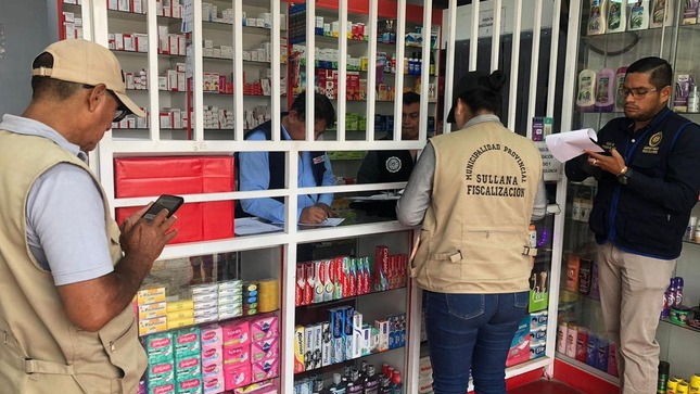 Municipalidad de Sullana Aclara Clausura de Boticas Hospifarma

