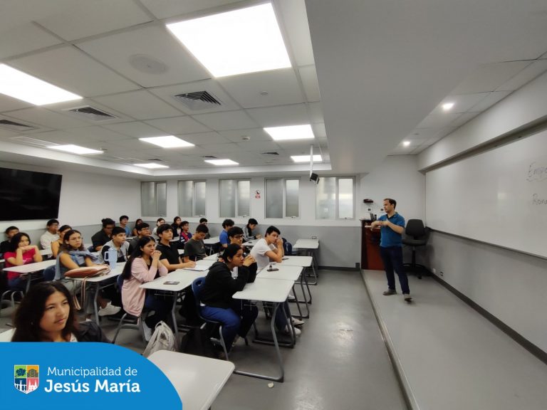 En Jesús María, creemos en el poder de la juventud, 💪💡 por ello, realizamos un taller dirigido a estudiantes de secundaria, diseñado especialmente para potenciar sus capacidades y destrezas. 🙌🎉 💪🏻 ¡Felicitaciones a todos los asistentes!