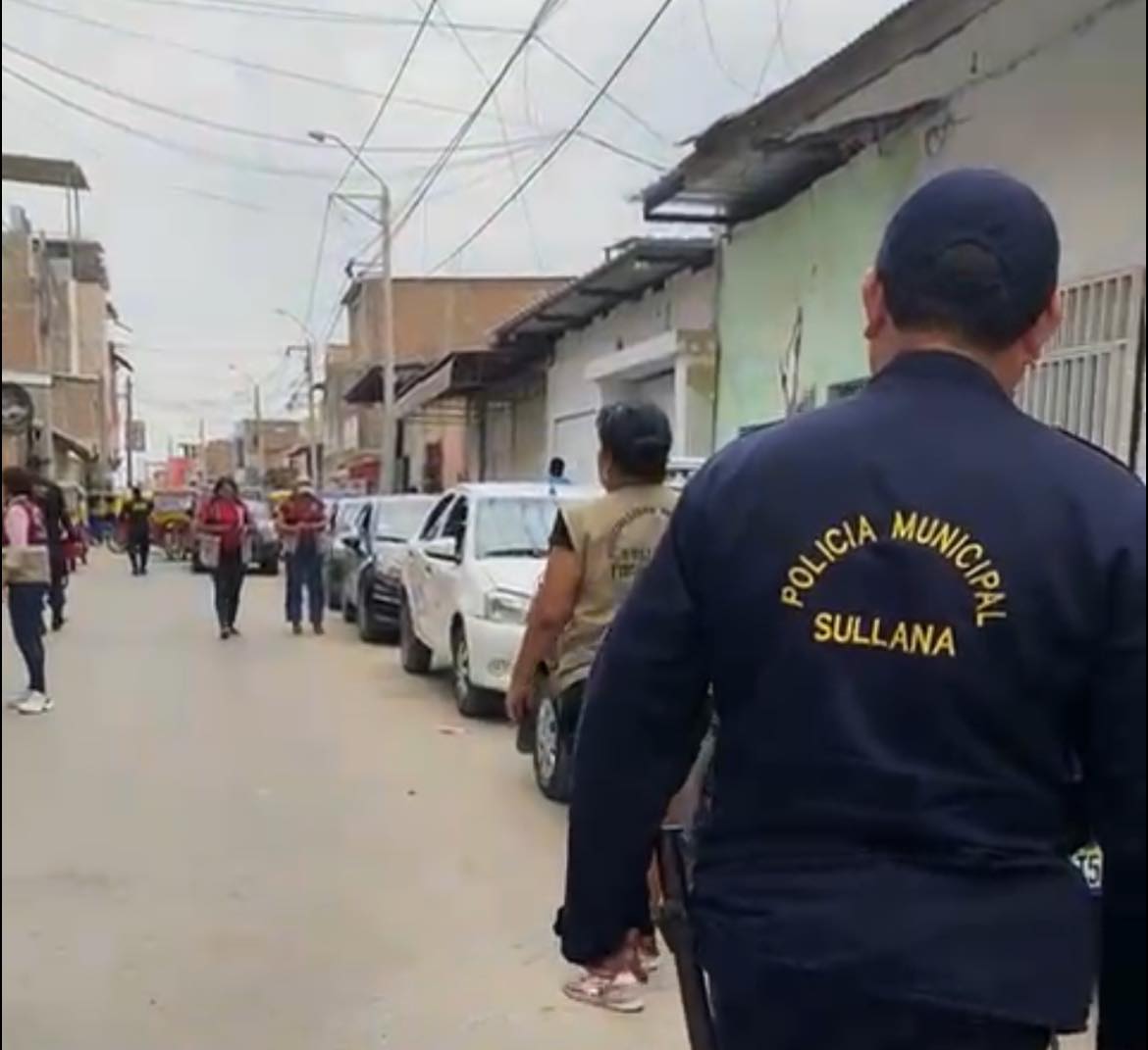 Municipalidad Realiza Operativo de Tránsito en Calle Ugarte