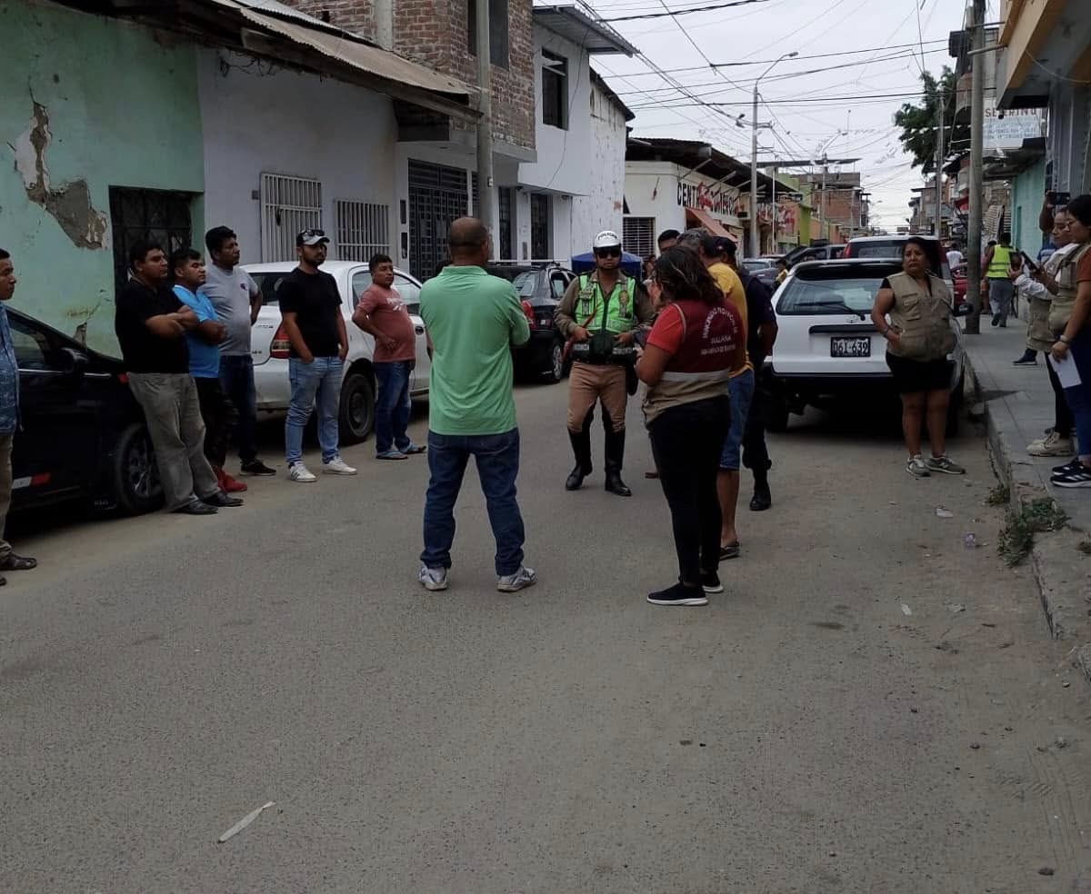 Municipalidad Realiza Operativo de Tránsito en Calle Ugarte