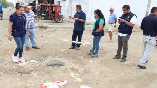 Municipalidad y Fiscalía Inspeccionan Buzones Expuestos para Prevenir Accidentes

