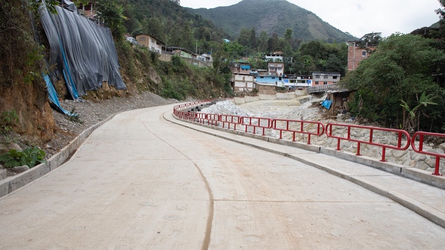 Construcción de un puente Bailey y enrocado en Canchaque por deslizamiento de huaico