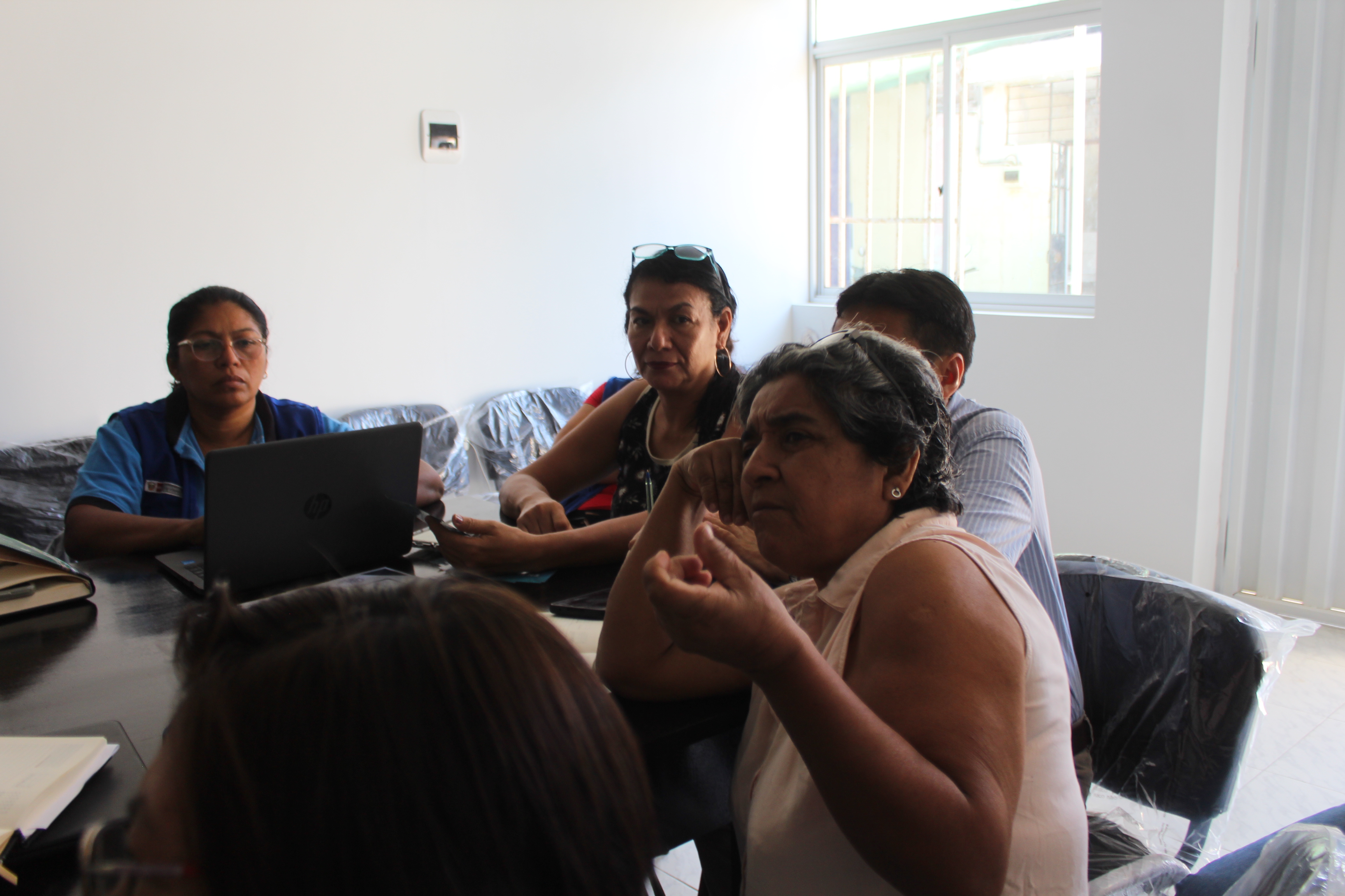 UGEL Piura Refuerza la Gestión Educativa con Reunión Clave sobre SIAGIE y Calendario Escolar 2025