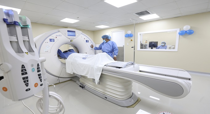 EsSalud invierte S/ 600 millones en equipamiento de última generación para fortalecer hospitales en 2025