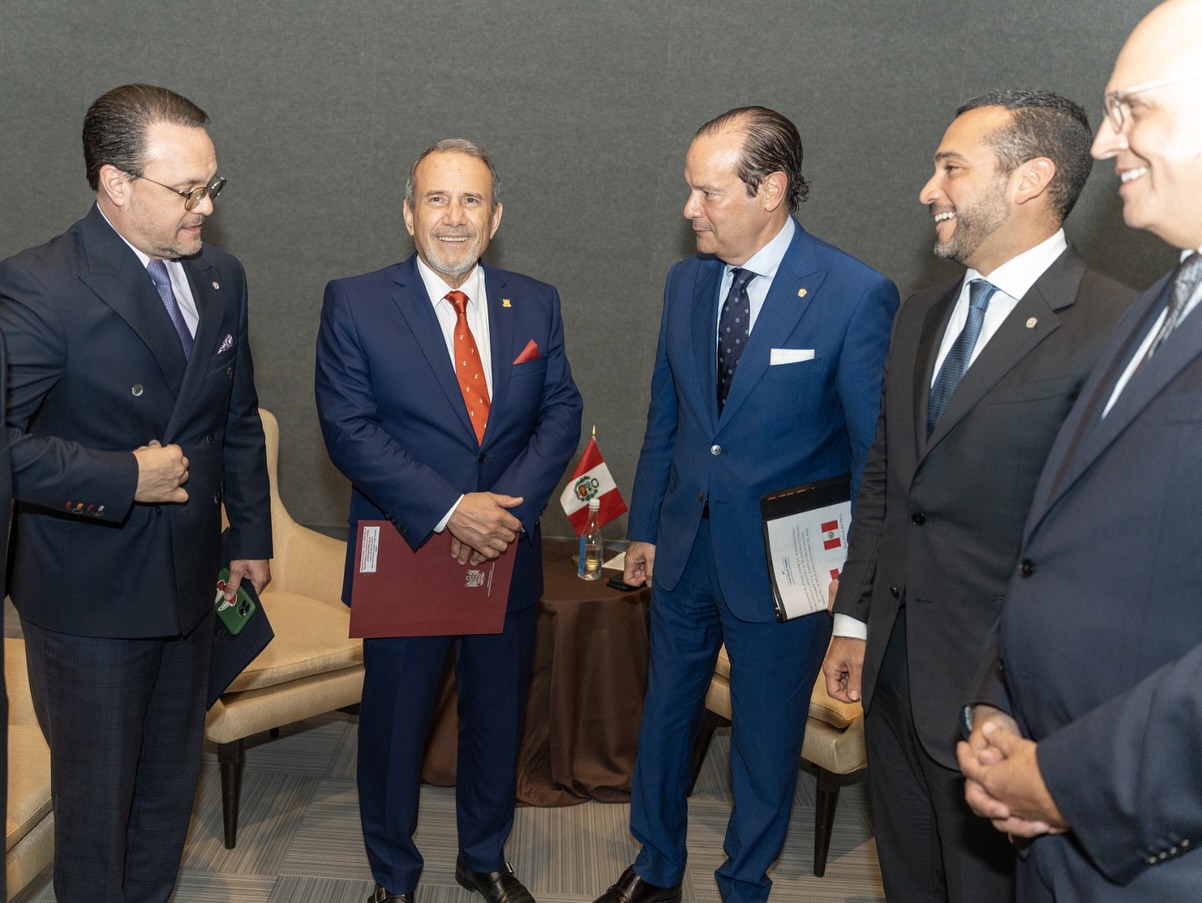 Canciller Elmer Schialer - Javier Martínez-Acha Canciller de Panamá