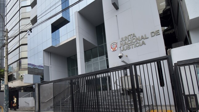 Instalan Comisión de Transferencia
