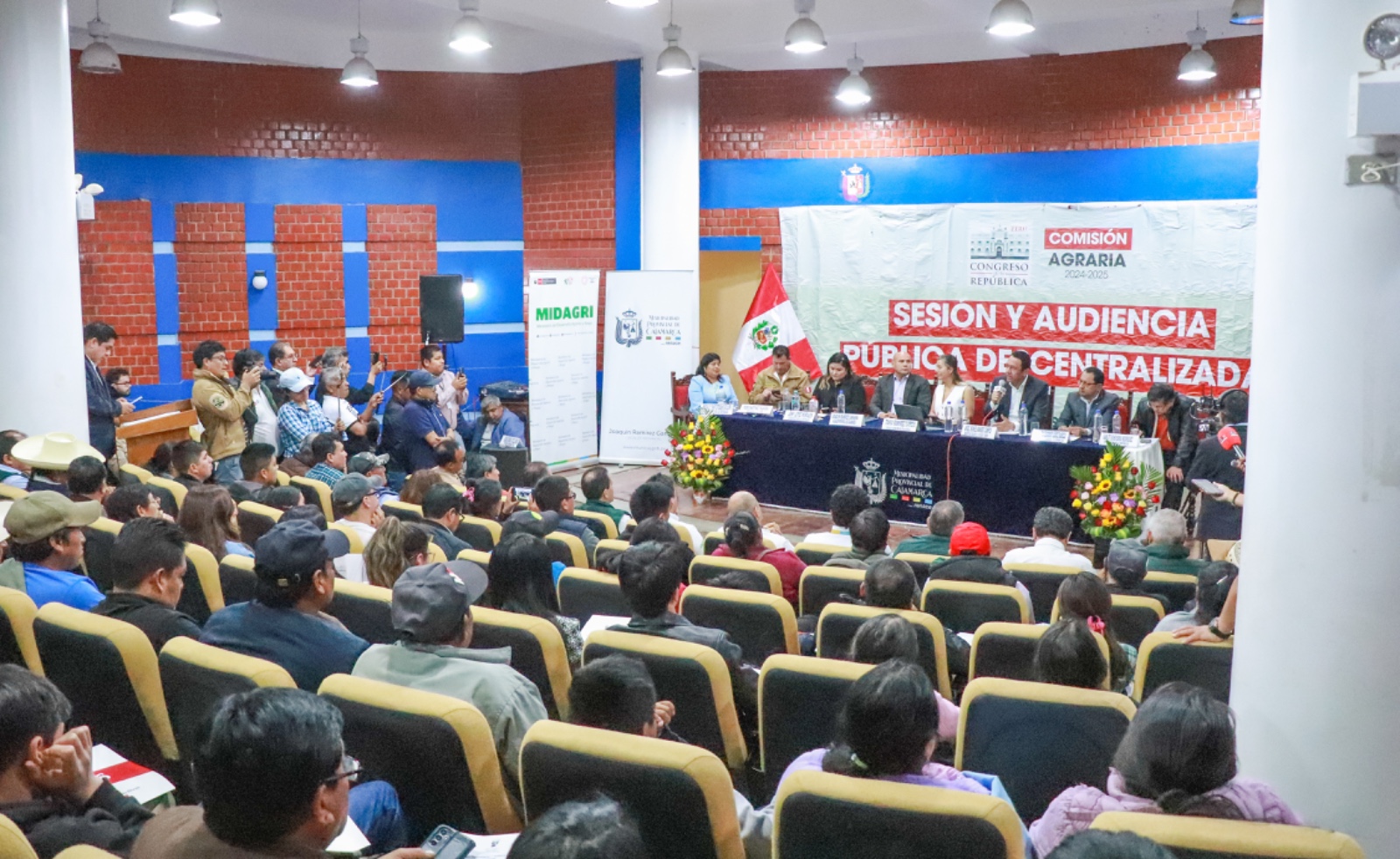 Ministro Manero participó en la VI sesión extraordinaria y IV Audiencia Pública Descentralizada de la Comisión Agraria 
