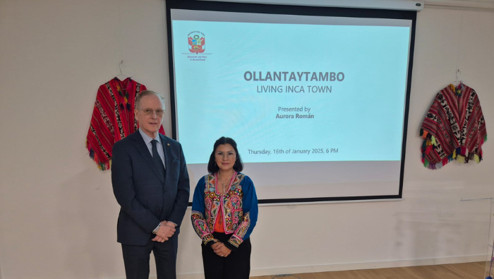 Embajada del Perú en Alemania promueve la tradición milenaria y turística de Ollantaytambo