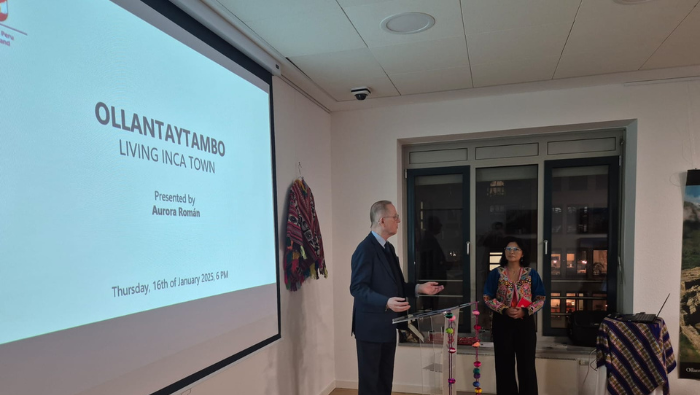 Embajada del Perú en Alemania promueve la tradición milenaria y turística de Ollantaytambo
