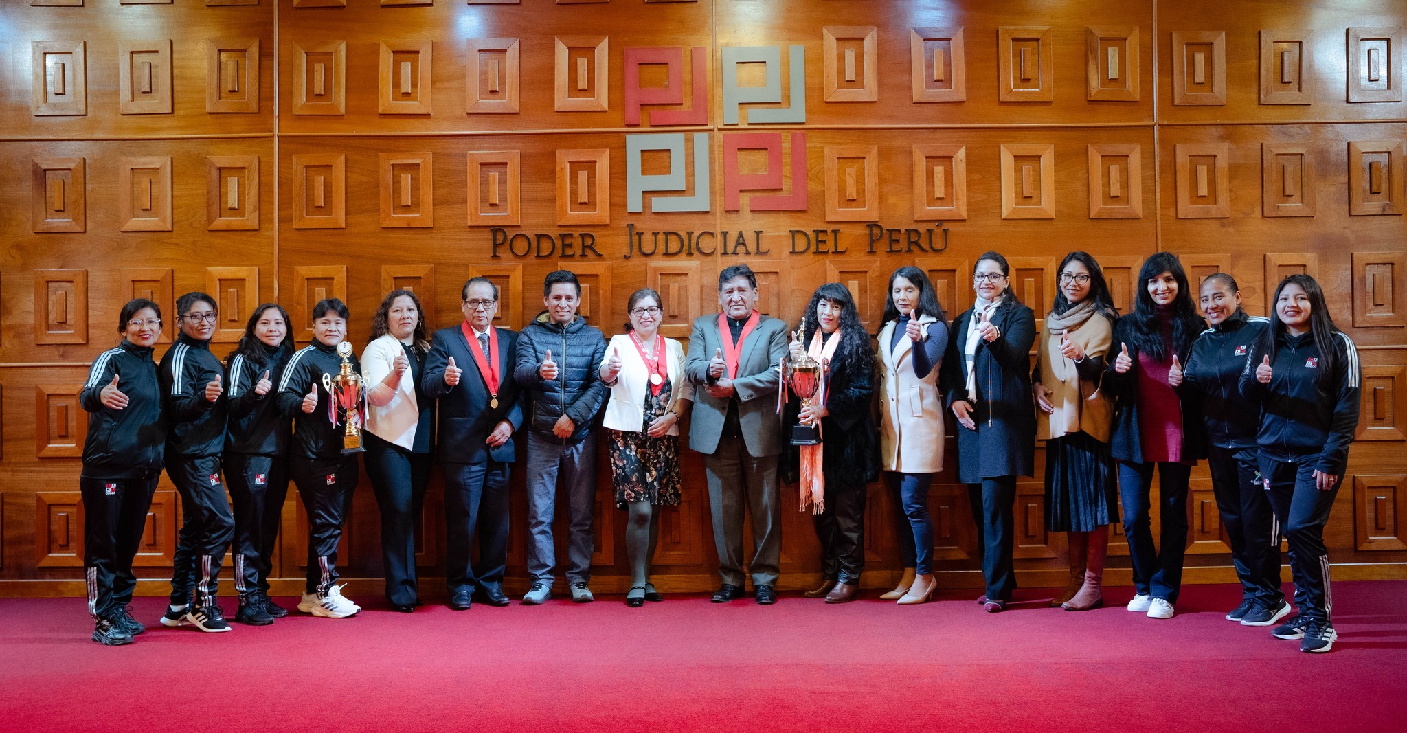 Equipos de Vóley femenino y Fútsal de la Corte de Cusco se coronan como campeón y subcampeón en los XXII Juegos Nacionales Deportivos