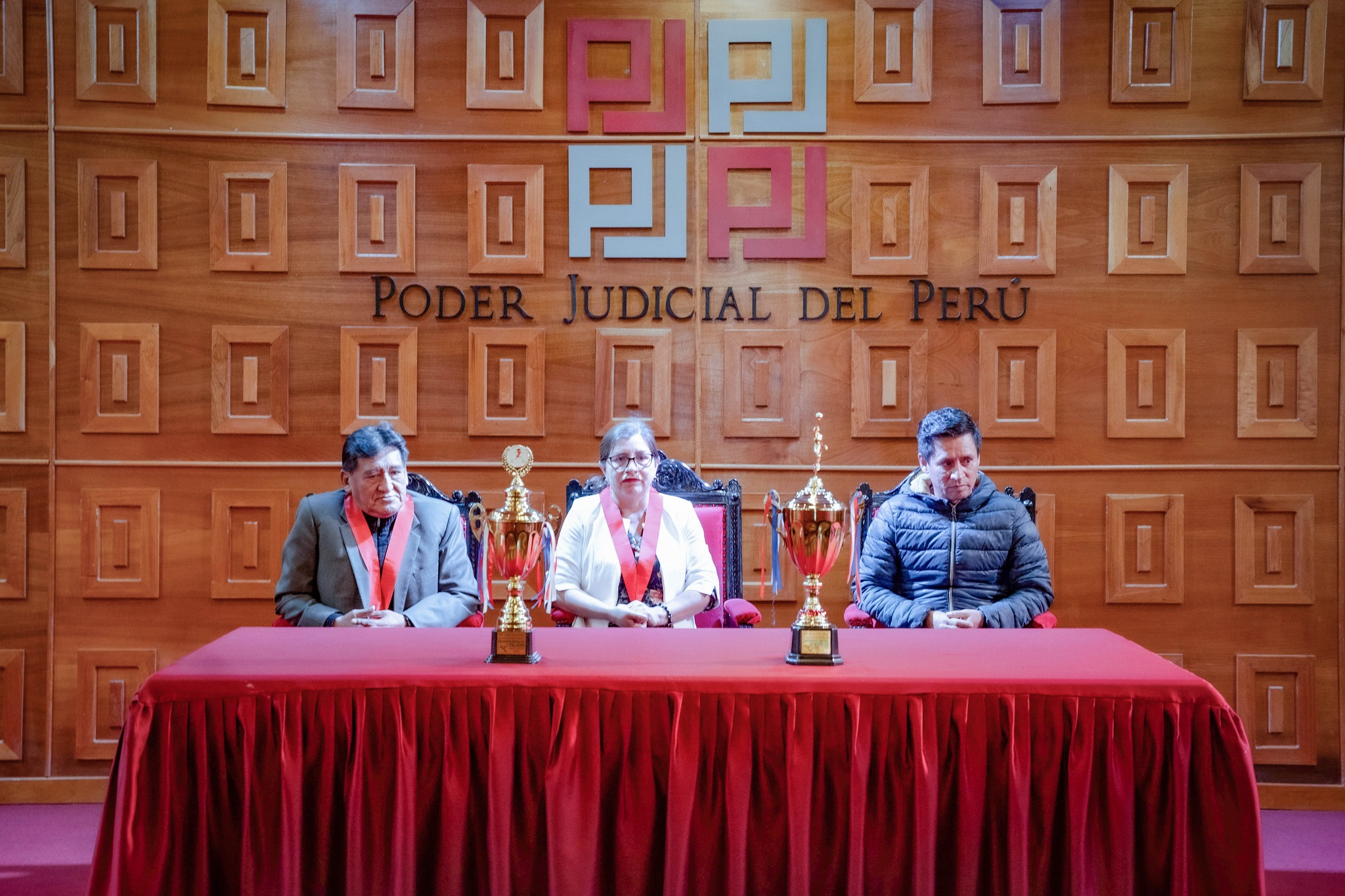 Equipos de Vóley femenino y Fútsal de la Corte de Cusco se coronan como campeón y subcampeón en los XXII Juegos Nacionales Deportivos