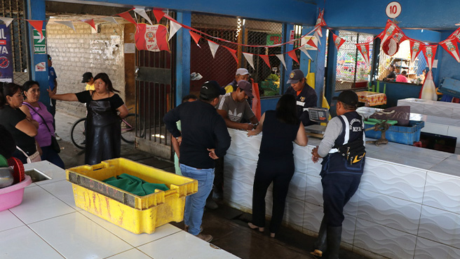 Servicio de agua potable en el terminal pesquero de Huarmey