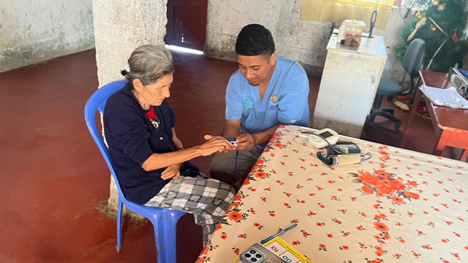 Continua los trabajos en favor de los adultos mayores de la provincia de Huarmey