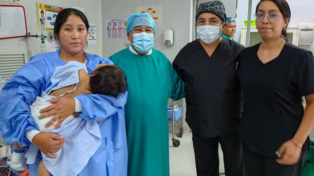 Operación Sonrisa en el HNSEB