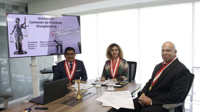 Instalan comisiones