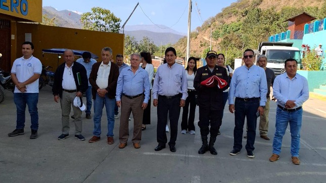 Izamiento Dominical del Pabellón Nacional del Perú 