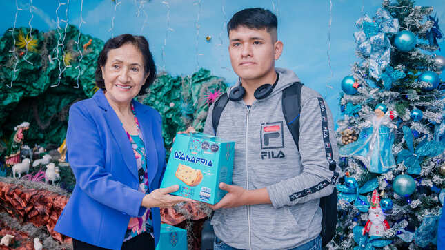 Entrega de panetones